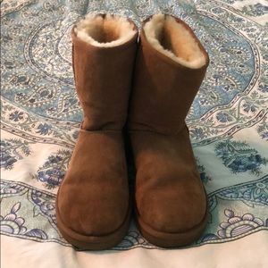 Chestnut Ugg’s